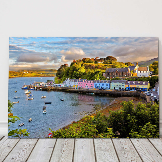 Portree, Isle of Skye, Scotland. Canvas Print Wall décor