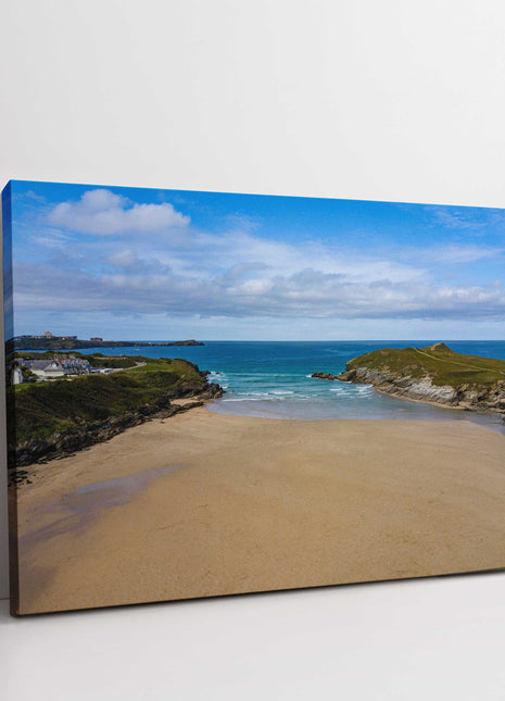 Porth beach and porth Island, Newquay, Cornwall with coastal views