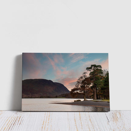Autumnal view of Lake Buttermere, Lake District. Stunning canvas picture. Canvas Print Wall décor for home or office (Interior) Ideal gift.