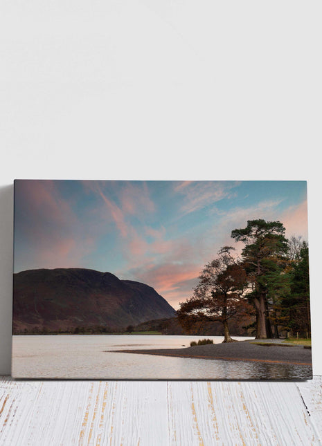 Autumnal view of Lake Buttermere, Lake District. Stunning canvas picture. Canvas Print Wall décor for home or office (Interior) Ideal gift.